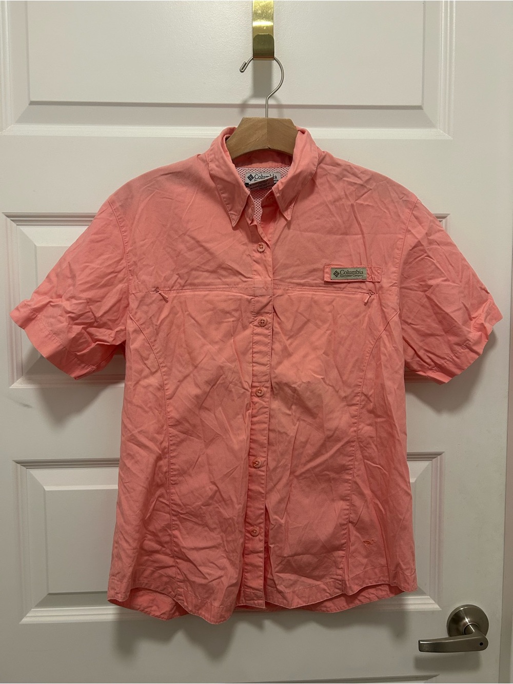 Columbia Women's Short Sleeve Button-Down Shirt Outdoor Fishing - Coral Pink M